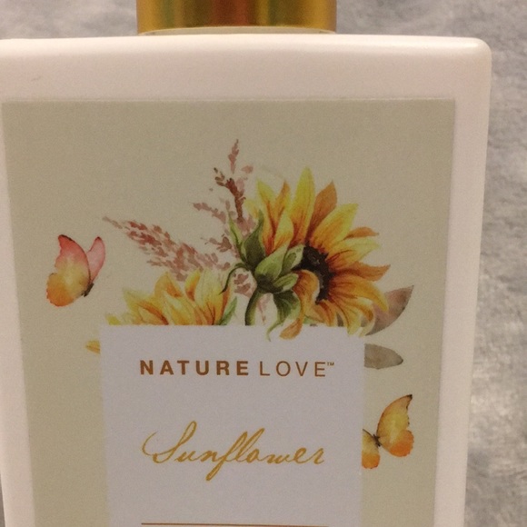 Scented Sunflower Cheerful Hand Wash 16 oz Plastic Pump NWT - Picture 14 of 16